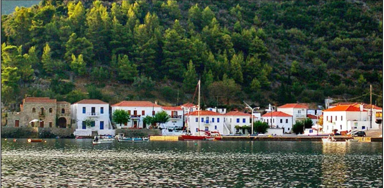 Το χωριό της Πελοποννήσου που απομονώθηκε από την υπόλοιπη Ελλάδα για να γλυτώσει από τους πειρατές